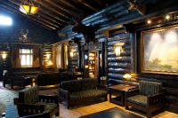Inside El Tovar