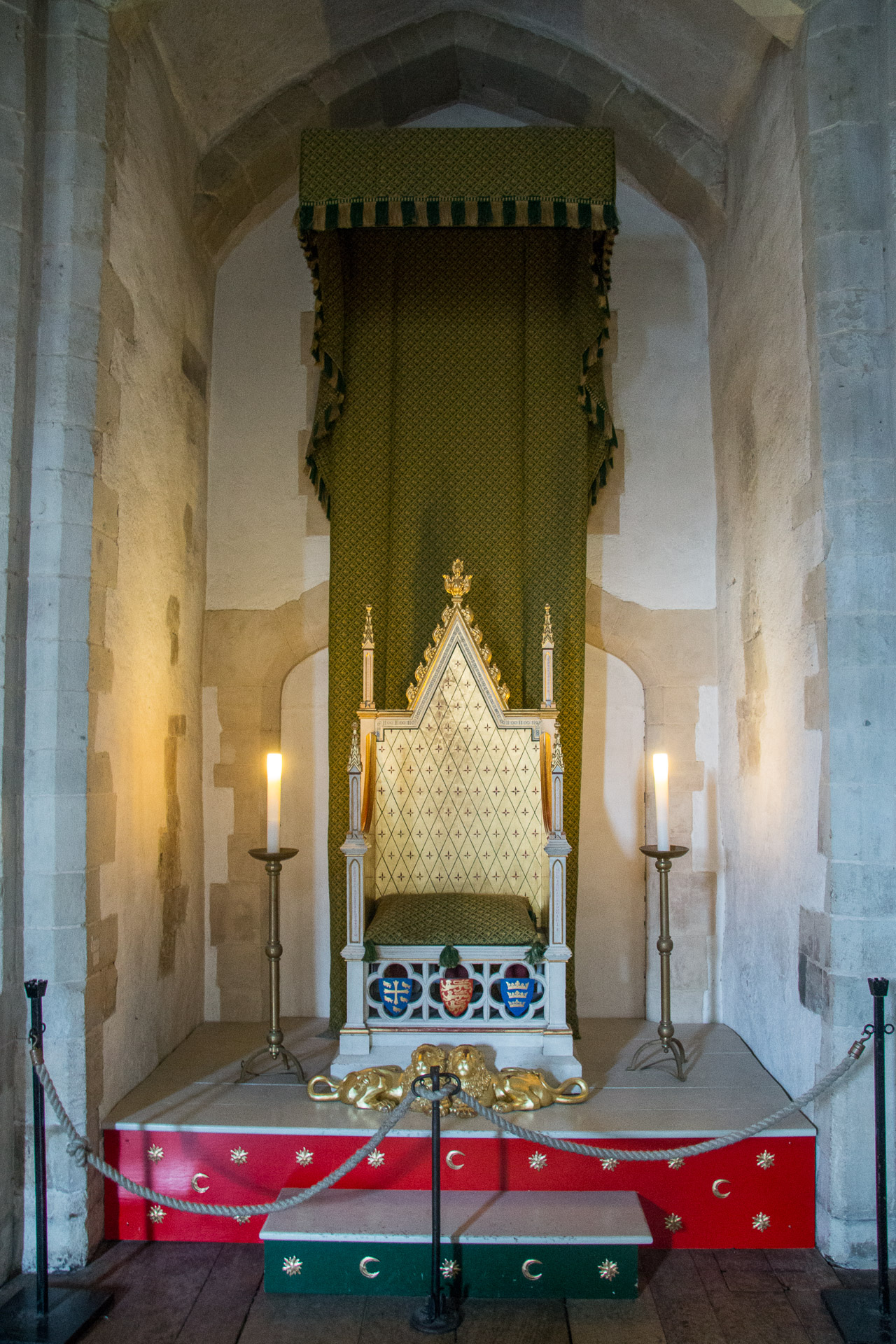 Throne room in the Medieval Palace at the Tower of London