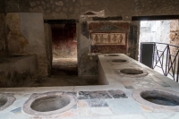 Thermopolium of Lucius Vetutius Placidus