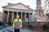 Kyle in front of the Pantheon