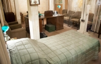 Churchill's bedroom/office