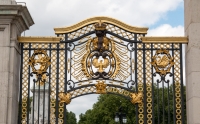 Buckingham Palace gate in London