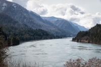 View of the Columbia RIver in Cascade Locks, Oregon