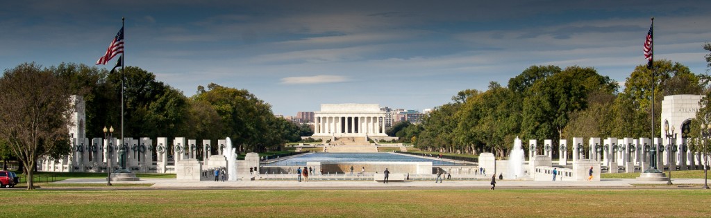 Lincoln and WWII Memorials